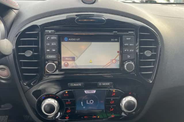 Nissan Juke (2016) thumbnail 12