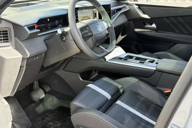 Opel Grandland (2025) thumbnail 10