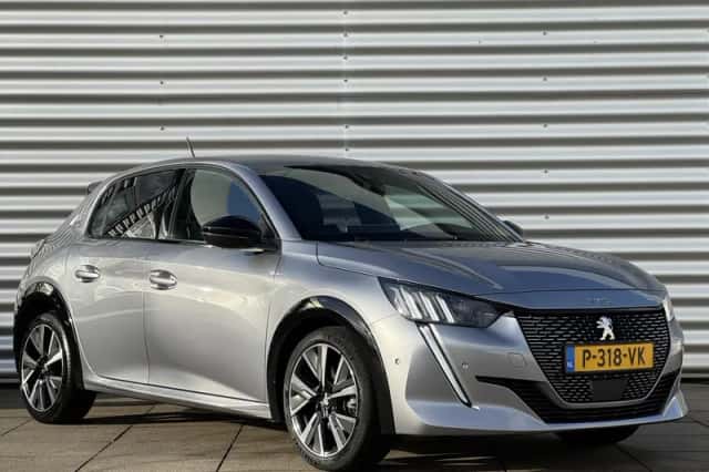 Peugeot 208 (2021) thumbnail 2