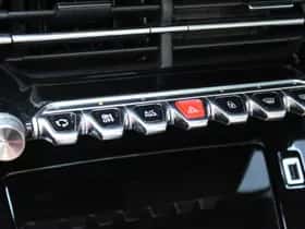 Peugeot 208 (2021) thumbnail 12