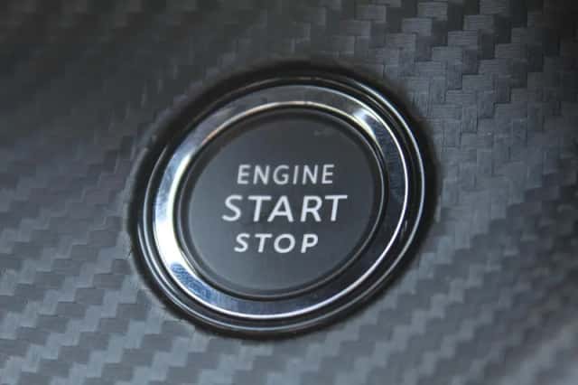 Peugeot 208 (2021) thumbnail 15