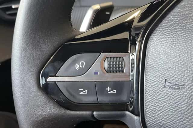 Peugeot 208 (2024) thumbnail 13