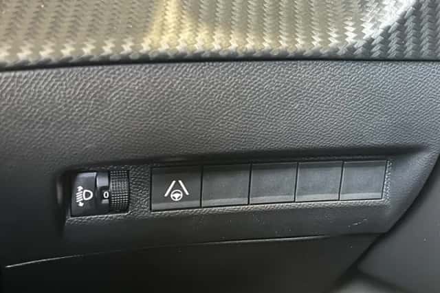 Peugeot 208 (2024) thumbnail 16
