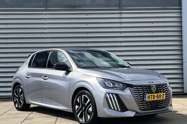 Peugeot 208 (2024) thumbnail 3