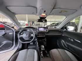 Peugeot 208 (2024) thumbnail 23