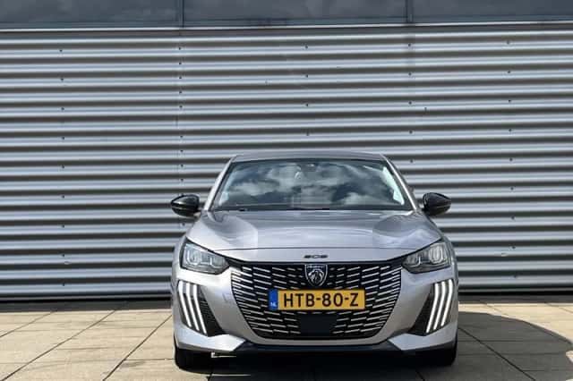 Peugeot 208 (2024) thumbnail 8
