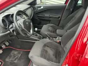 Alfa Romeo Giulietta (2017) thumbnail 5
