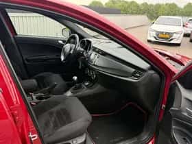 Alfa Romeo Giulietta (2017) thumbnail 10