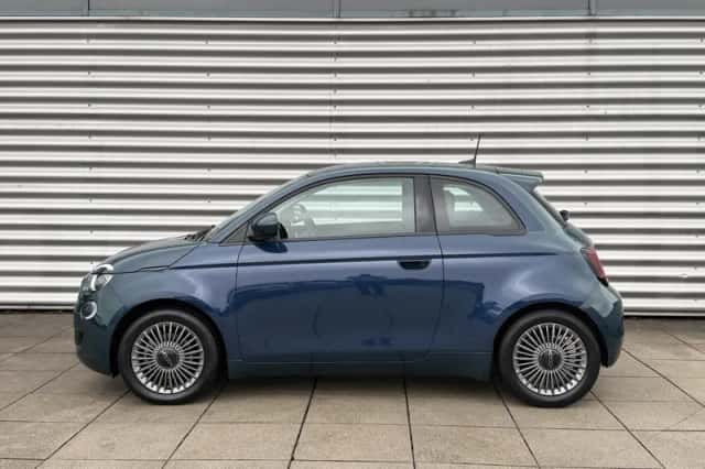 Fiat 500 (2021) thumbnail 6