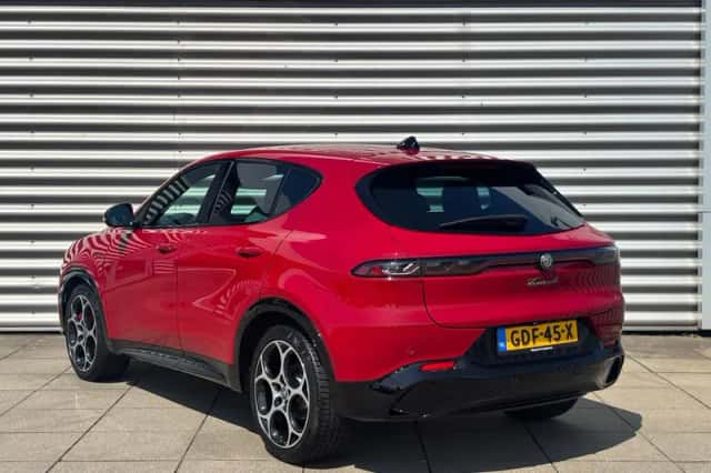 Alfa Romeo Tonale (2024) thumbnail 4