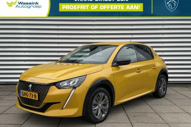 Peugeot e-208 (2023) thumbnail 1