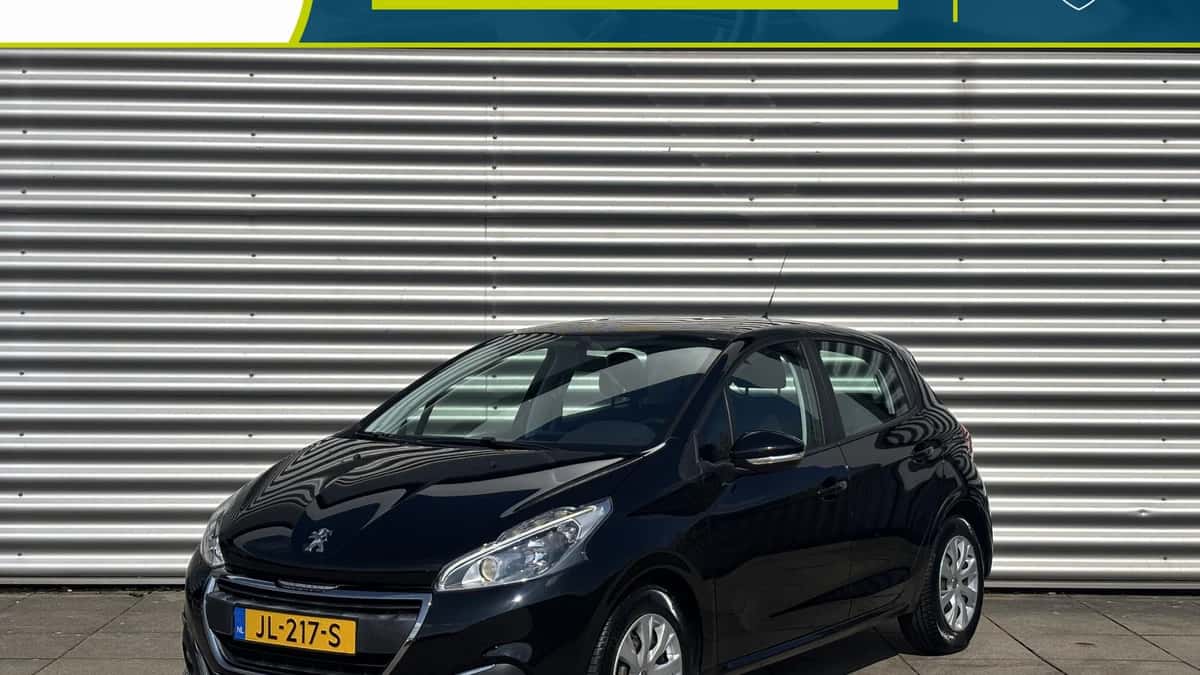 Peugeot 208 (2016) — foto 1