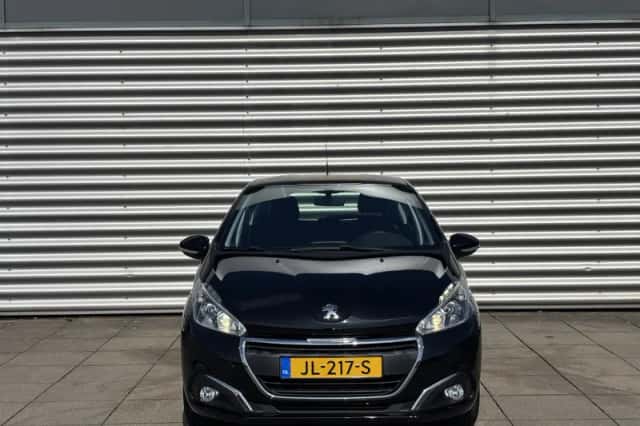 Peugeot 208 (2016) thumbnail 7