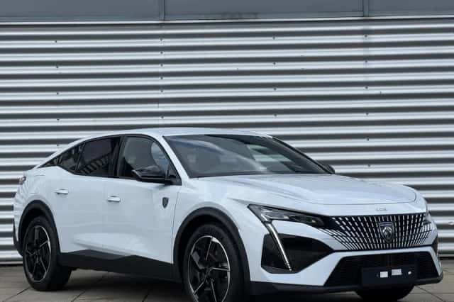 Peugeot 408 (2025) thumbnail 2