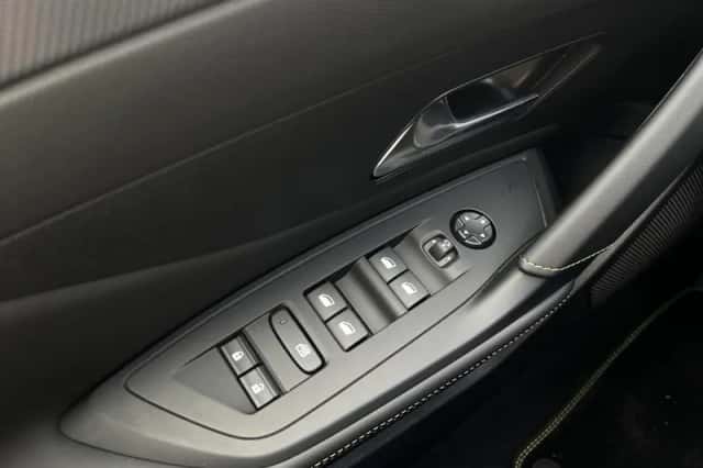 Peugeot 408 (2025) thumbnail 11