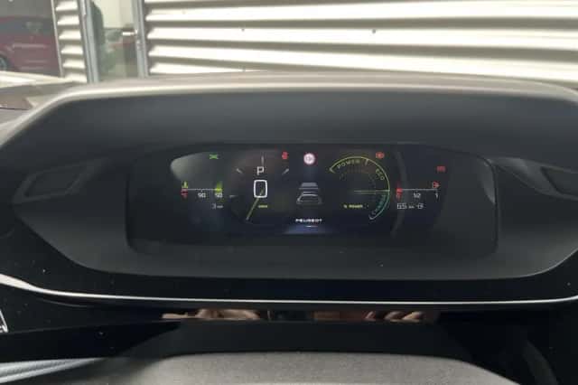 Peugeot 408 (2025) thumbnail 9