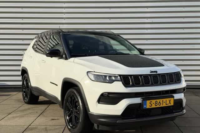 Jeep Compass (2023) thumbnail 2