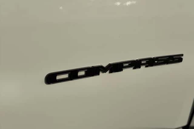 Jeep Compass (2023) thumbnail 16
