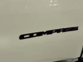 Jeep Compass (2023) thumbnail 16