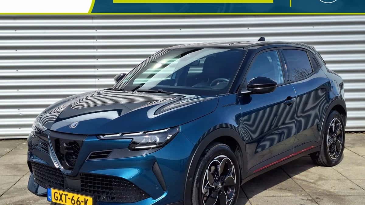 Alfa Romeo Junior (2024) — foto 1