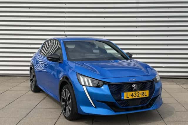 Peugeot e-208 (2021) thumbnail 2