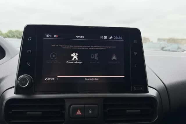 Peugeot Partner (2020) thumbnail 11