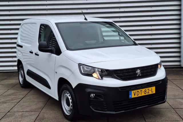 Peugeot Partner (2020) thumbnail 3