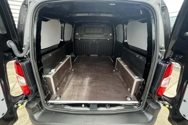 Opel Combo (2024) thumbnail 12
