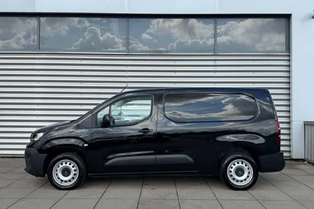 Opel Combo (2024) thumbnail 3