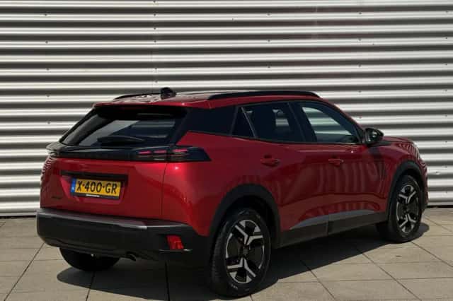 Peugeot 2008 (2023) thumbnail 3