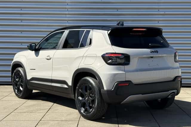 Jeep Avenger (2026) thumbnail 3