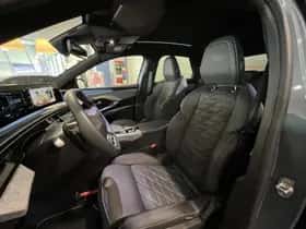 Peugeot e-3008 (2025) thumbnail 8