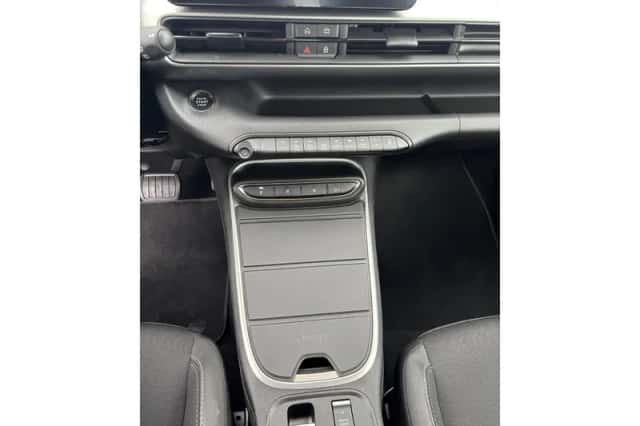 Jeep Avenger (2024) thumbnail 17
