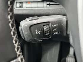 Peugeot 5008 (2022) thumbnail 23