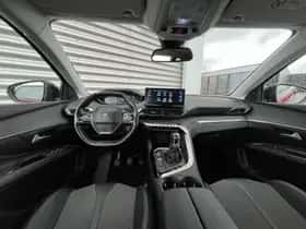 Peugeot 5008 (2022) thumbnail 6
