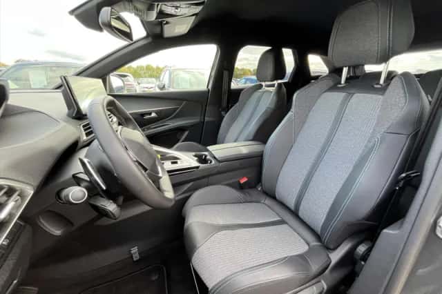 Peugeot 3008 (2024) thumbnail 13