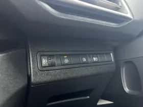 Peugeot 3008 (2024) thumbnail 15
