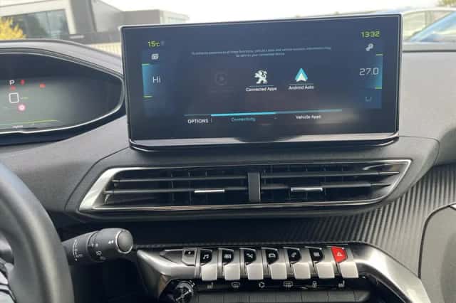 Peugeot 3008 (2024) thumbnail 21