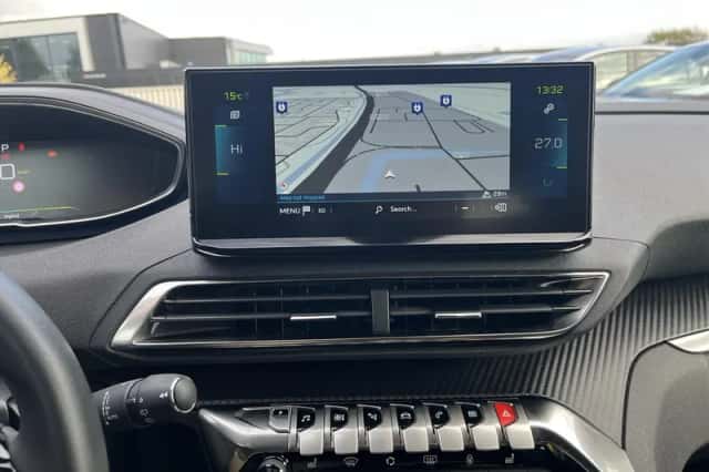 Peugeot 3008 (2024) thumbnail 23