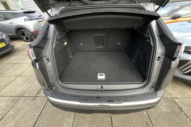 Peugeot 3008 (2024) thumbnail 25