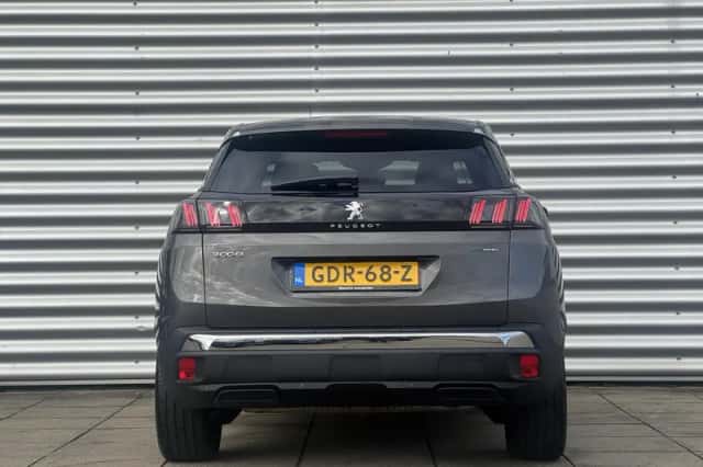 Peugeot 3008 (2024) thumbnail 6