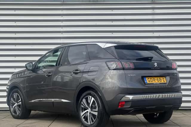 Peugeot 3008 (2024) thumbnail 6