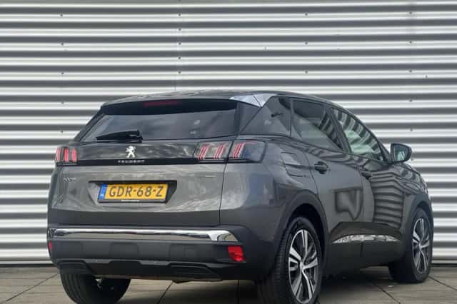 Peugeot 3008 (2024) thumbnail 7