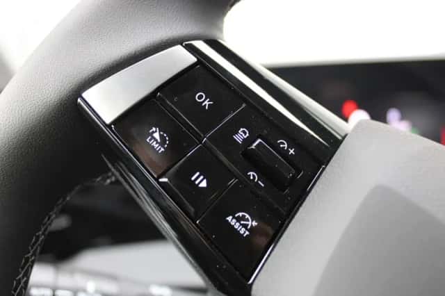 Opel Astra (2025) thumbnail 18