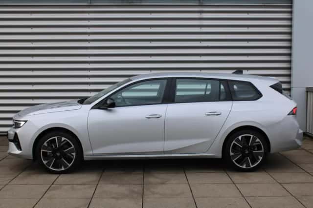 Opel Astra (2025) thumbnail 3