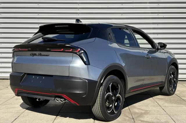 Alfa Romeo Junior (2026) thumbnail 7