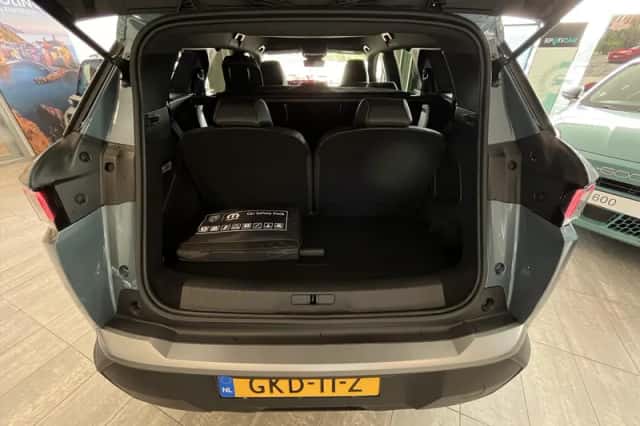 Peugeot 5008 (2024) thumbnail 13