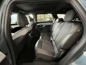 Peugeot 5008 (2024) thumbnail 18