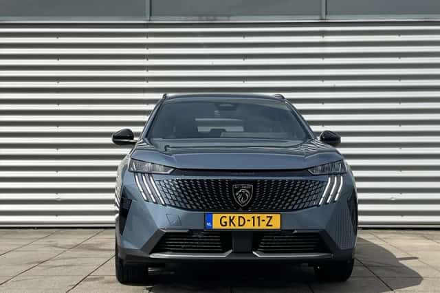 Peugeot 5008 (2024) thumbnail 8