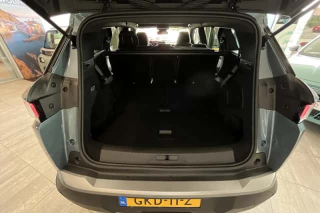 Peugeot 5008 (2024) thumbnail 10